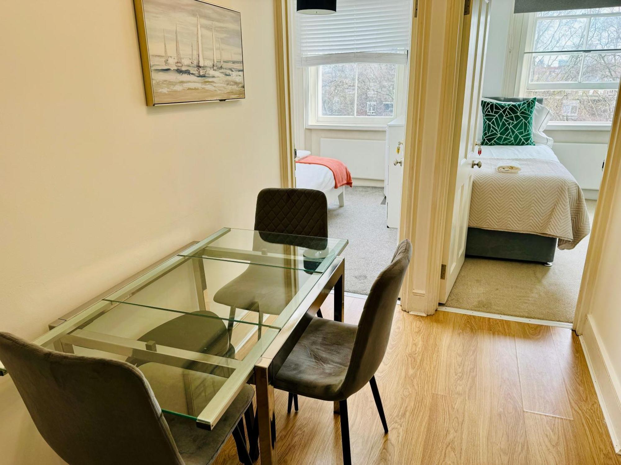 Harrington Apartments In Central 런던 외부 사진